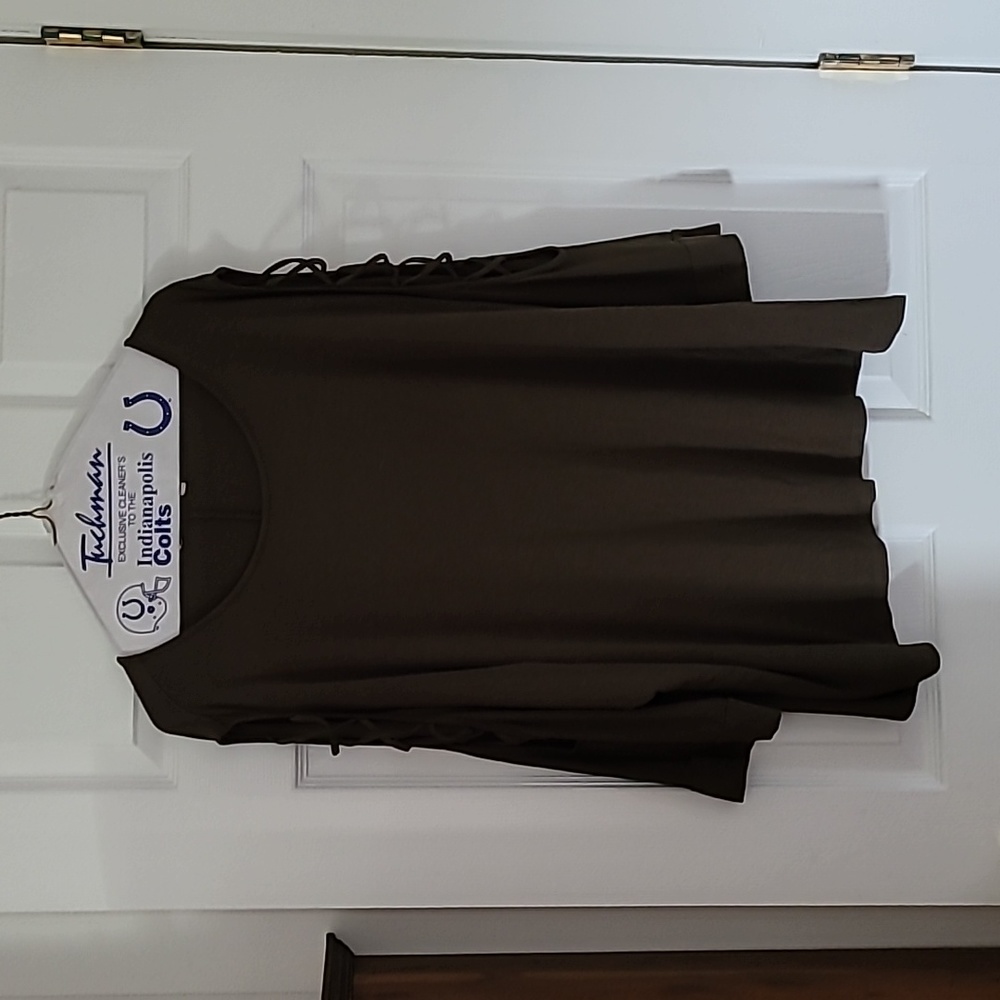 Olive 3/4 Cold-Shoulder Blouse